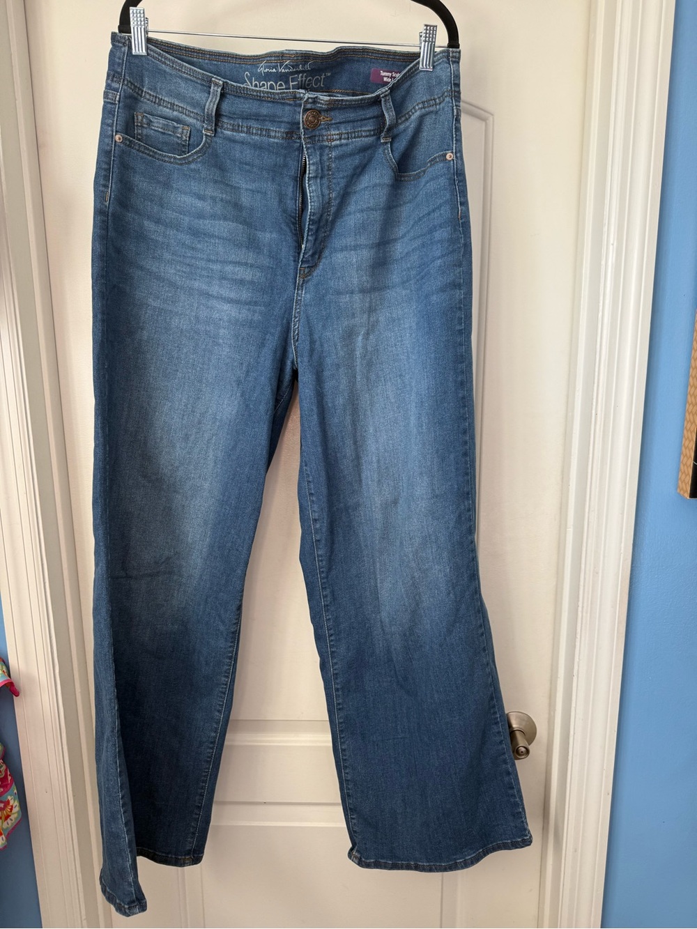 Gloria Vanderbilt Wide Leg Jeans - Medium Blue Wash size 16 EUC